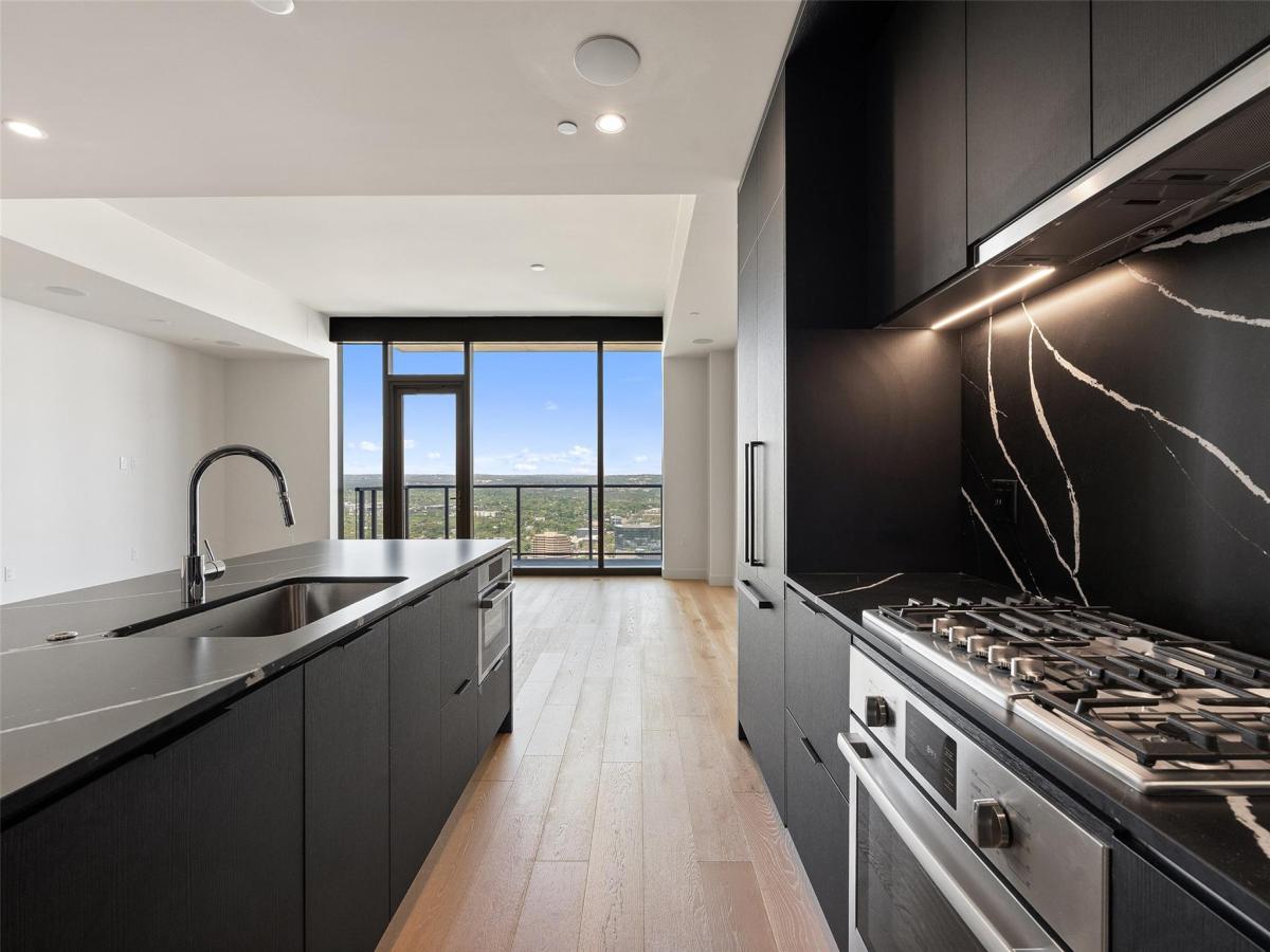 MLS #2165146 image #0