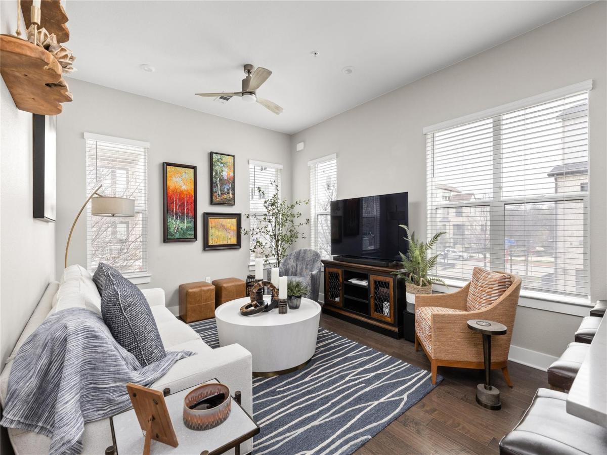 MLS #2189541 image #0