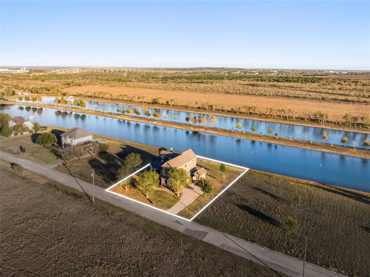 MLS #2211864 image #0