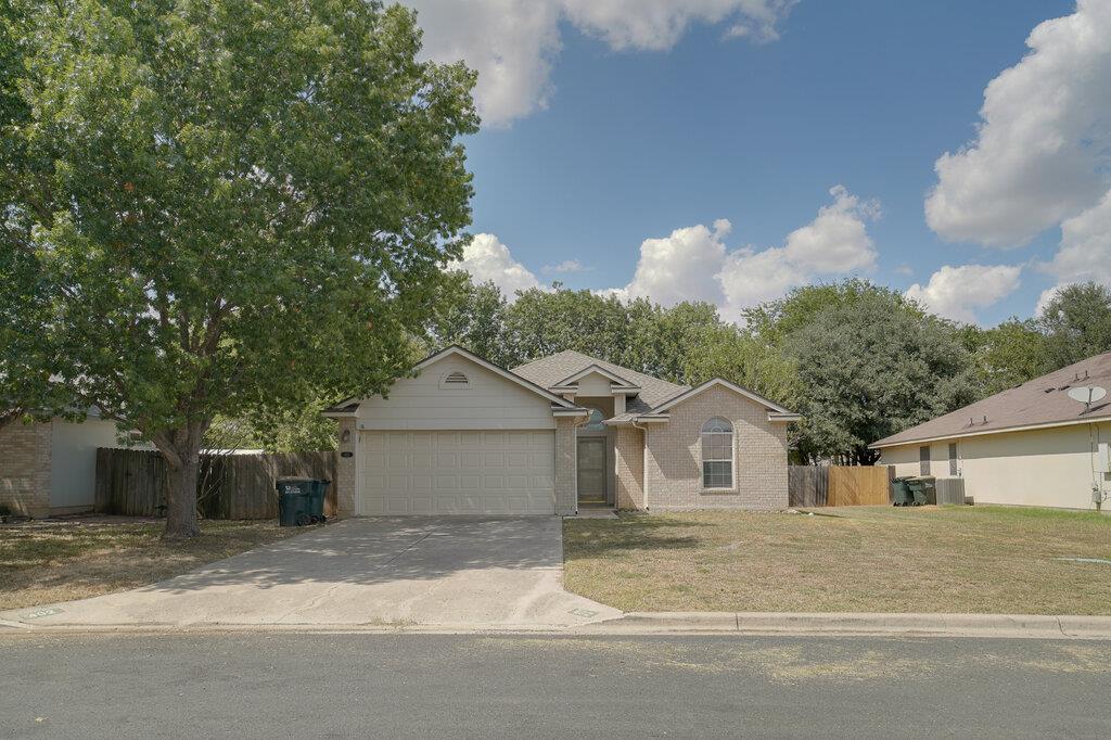 MLS #2221980 image #0