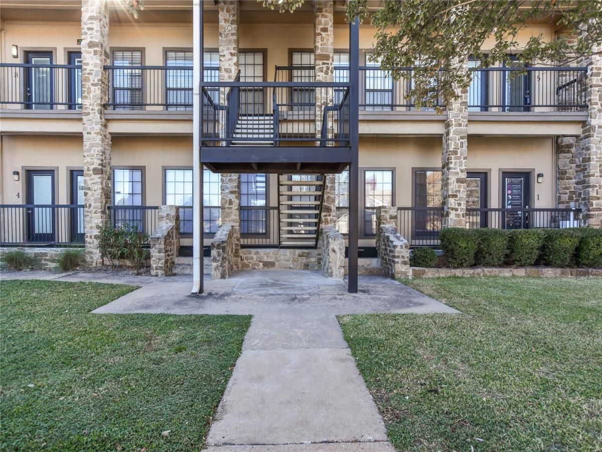 MLS #2238330 image #0