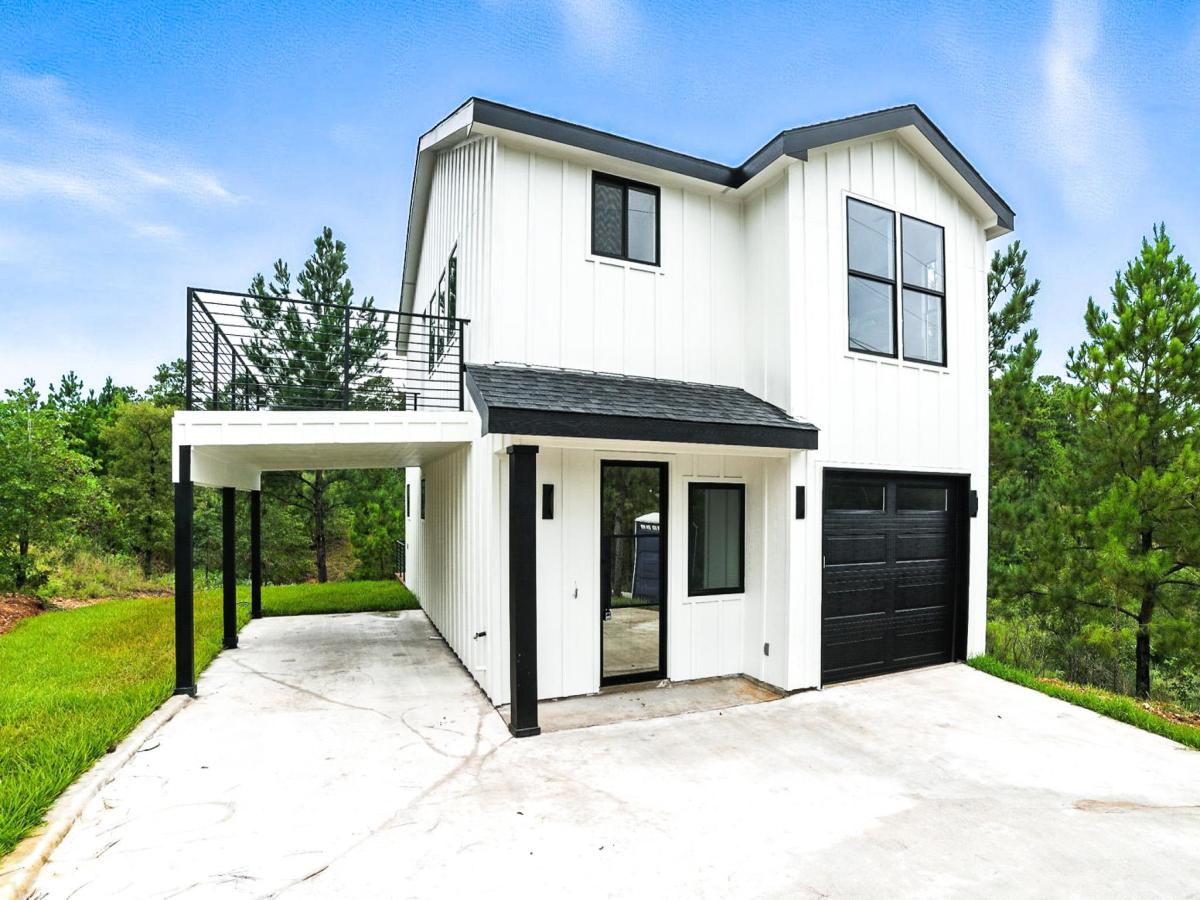 MLS #2320475 image #0