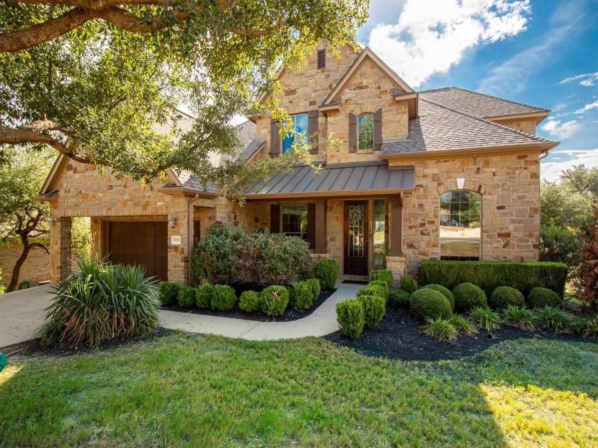 MLS #2325597 image #0