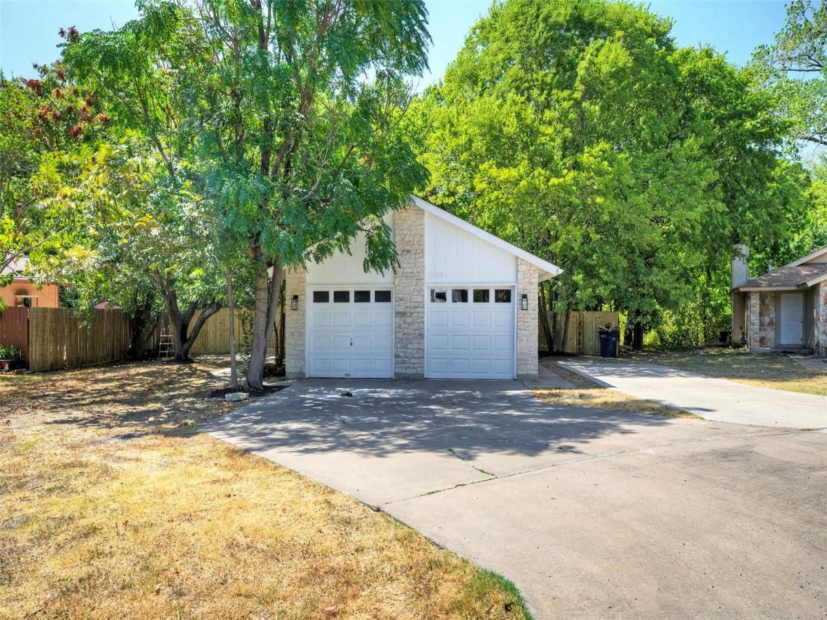 MLS #2349539 image #0
