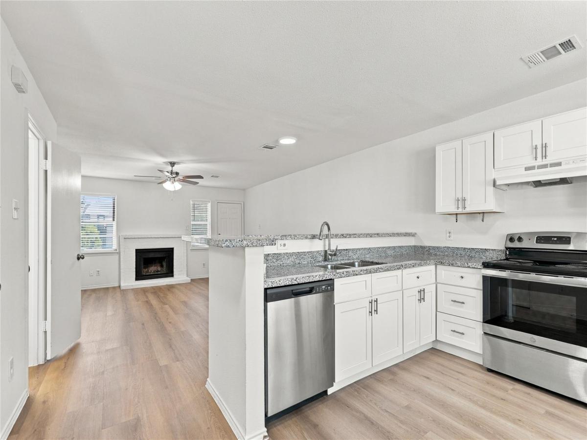 MLS #2350133 image #0