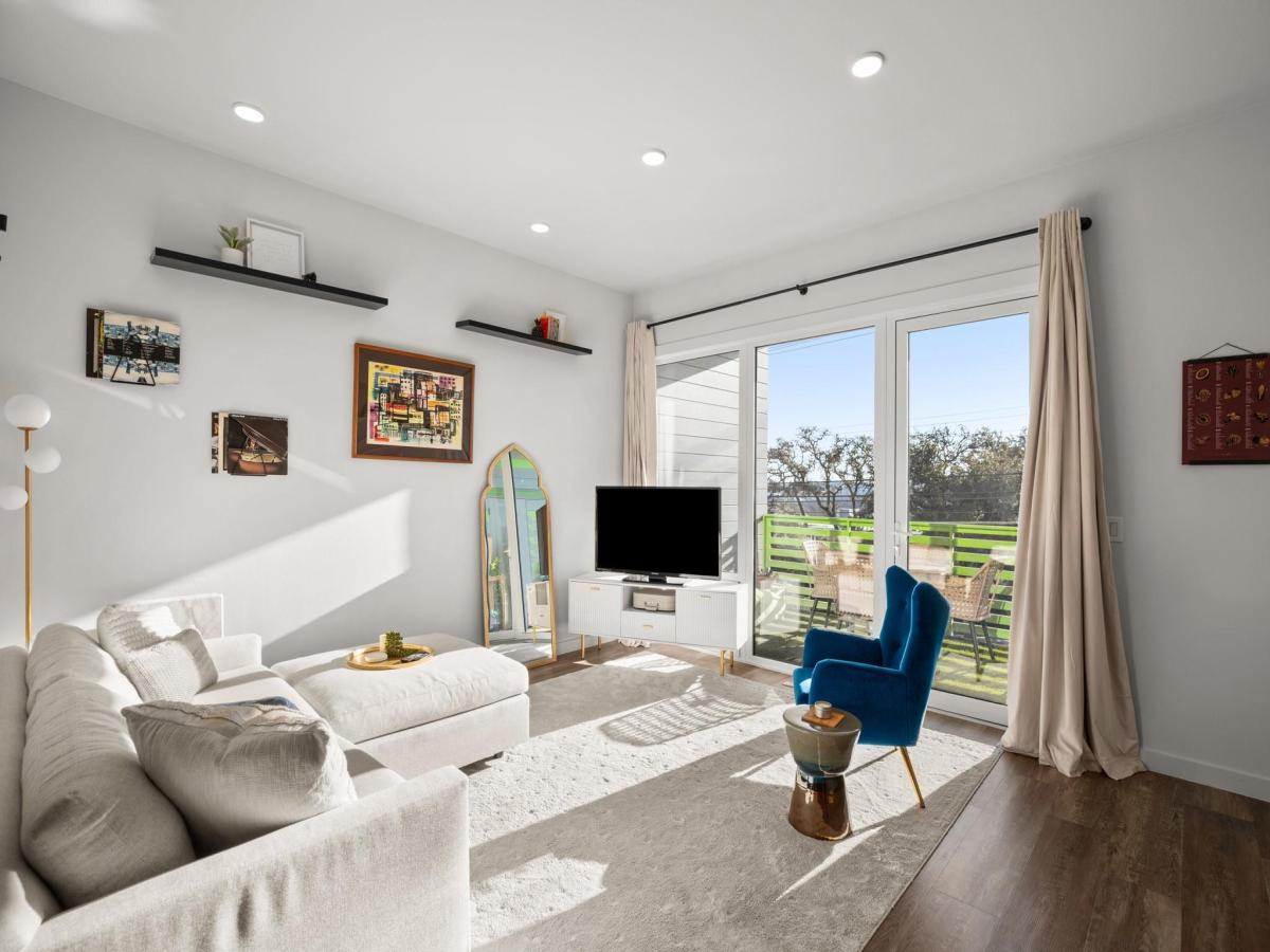 MLS #2362254 image #0