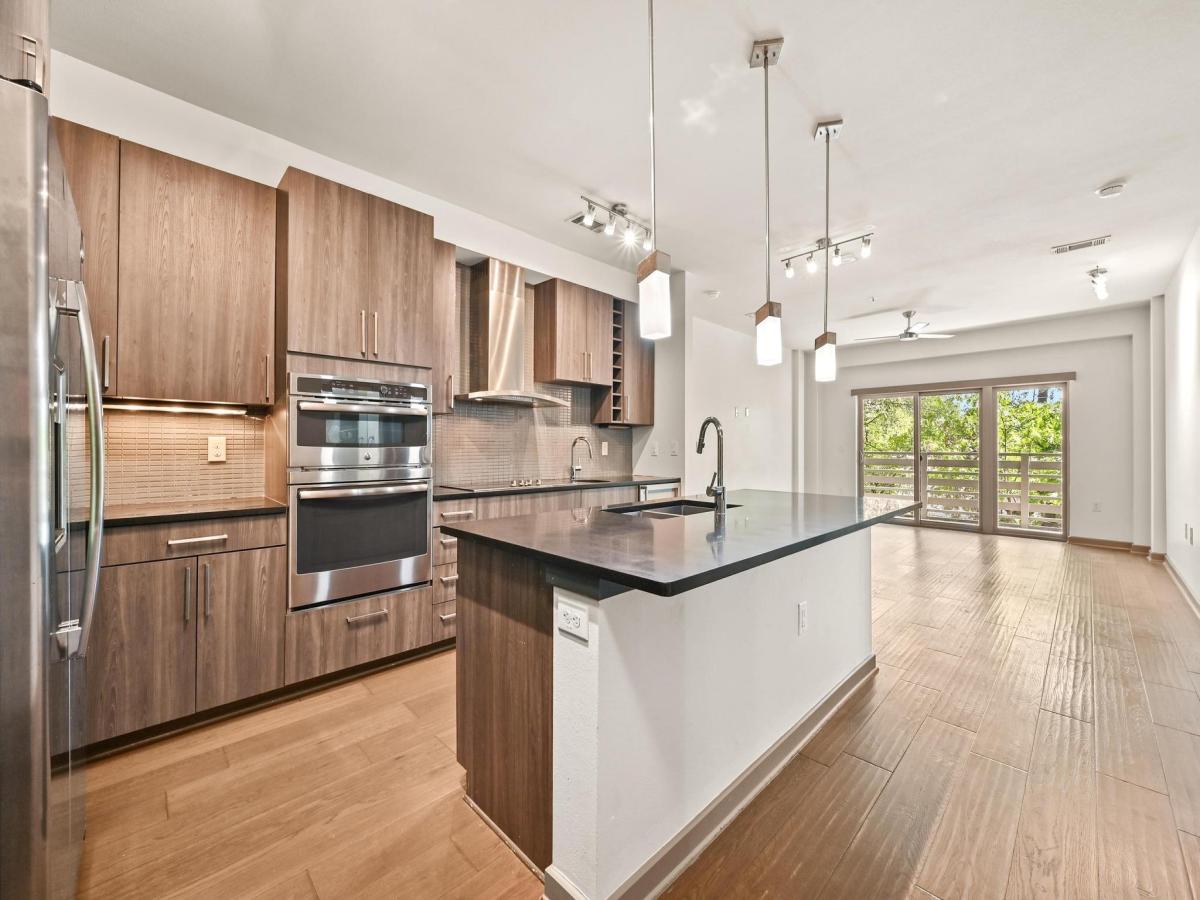 MLS #2367869 image #0