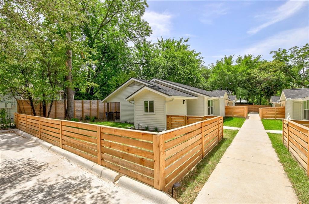 MLS #2384532 image #0