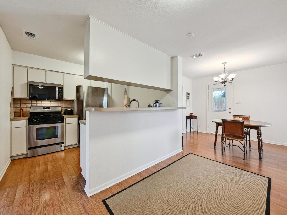 MLS #2385693 image #0