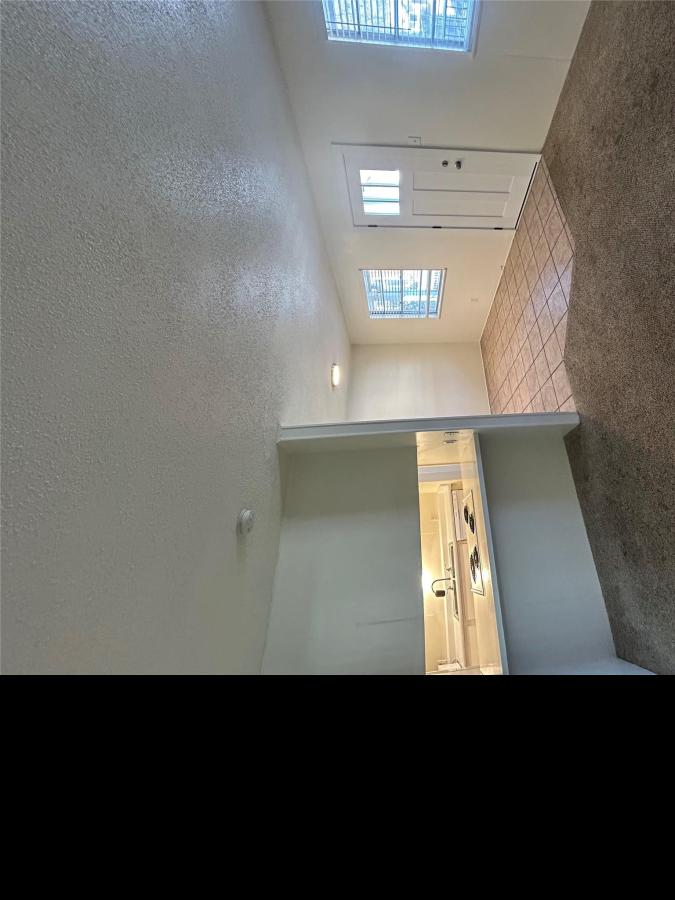MLS #2389797 image #0