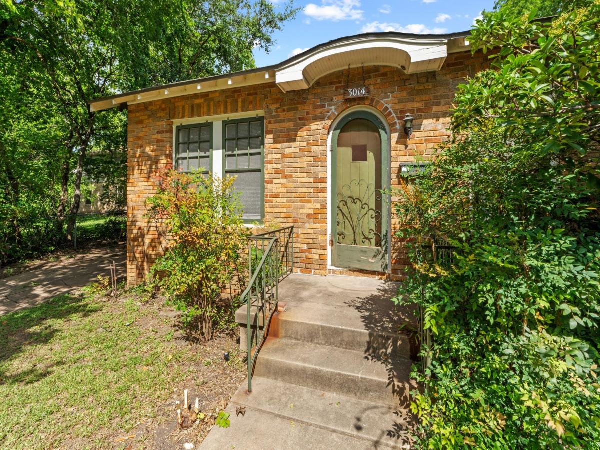 MLS #2391841 image #0