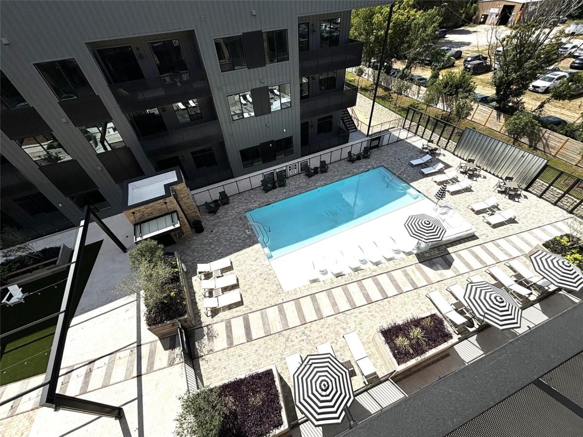 MLS #2403434 image #0