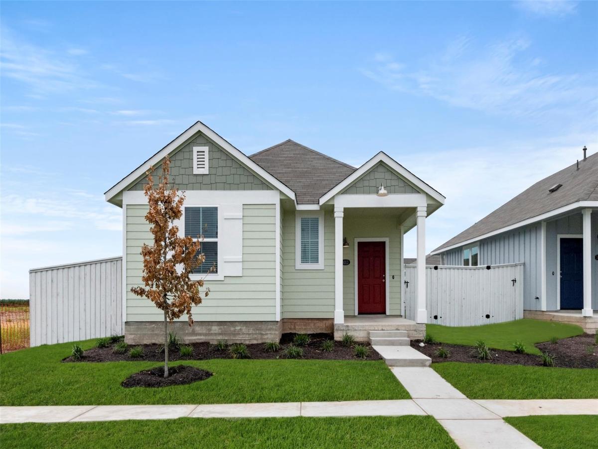 MLS #2404153 image #0