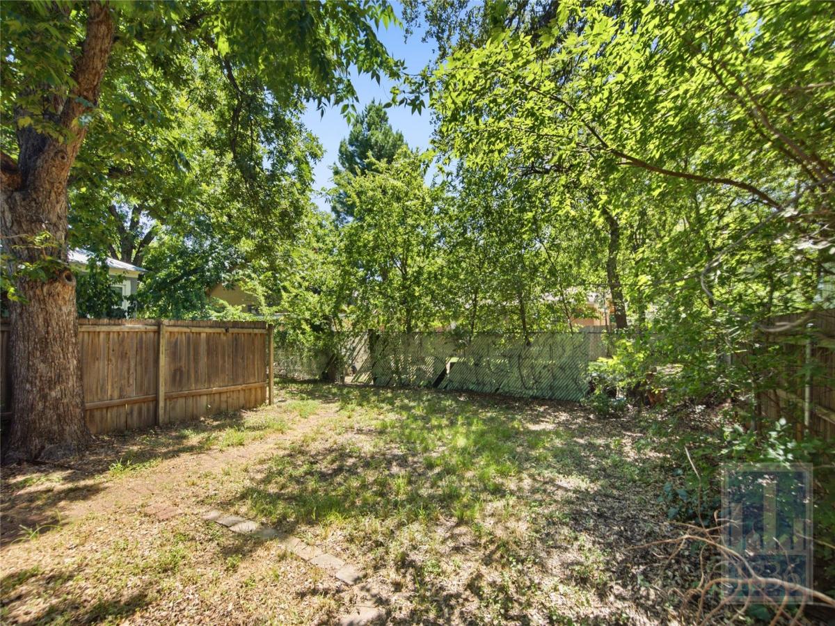 MLS #2416963 image #0