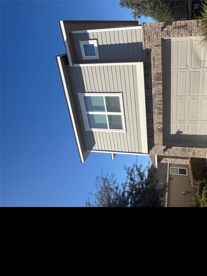 MLS #2425923 image #0