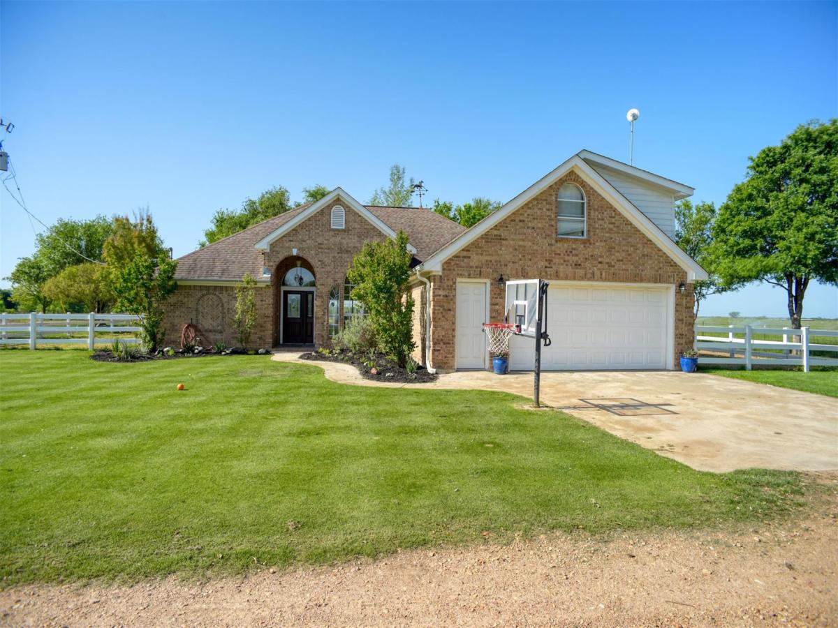 MLS #2426196 image #0