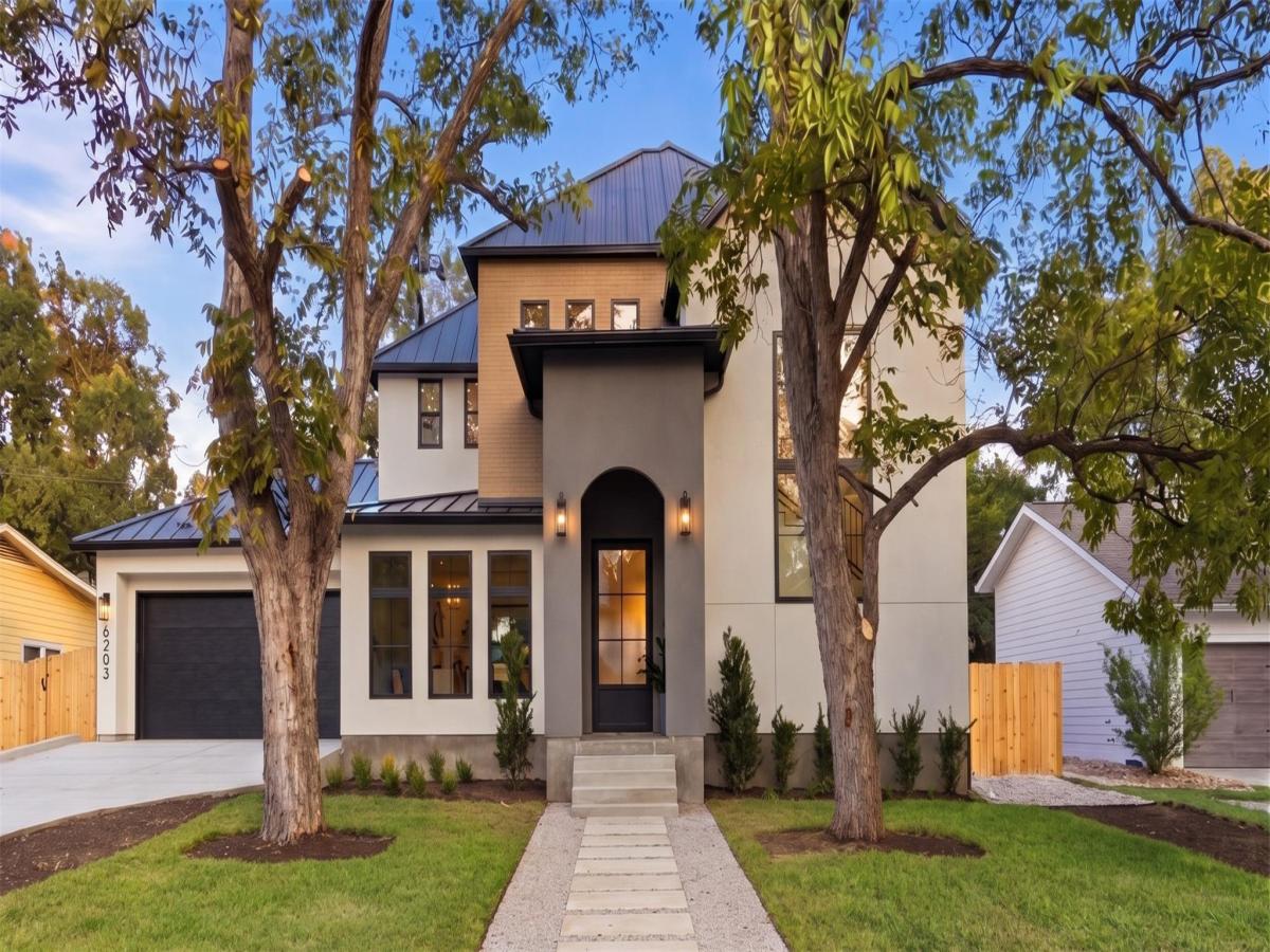 MLS #2430181 image #0