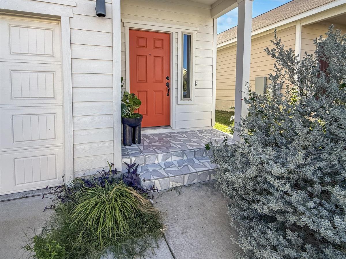 MLS #2449650 image #0