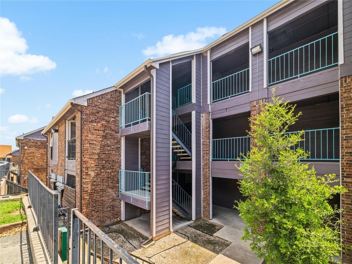 MLS #2511305 image #0