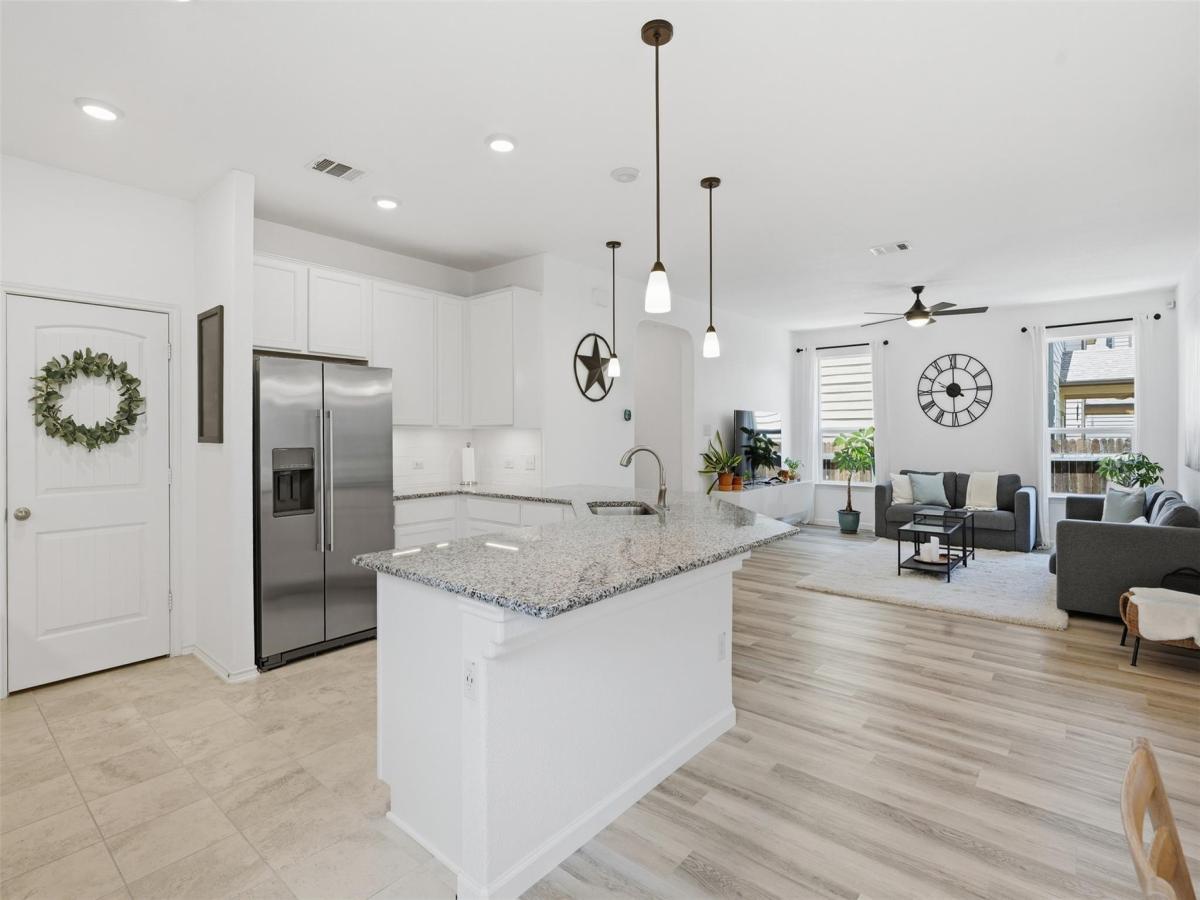 MLS #2559576 image #0