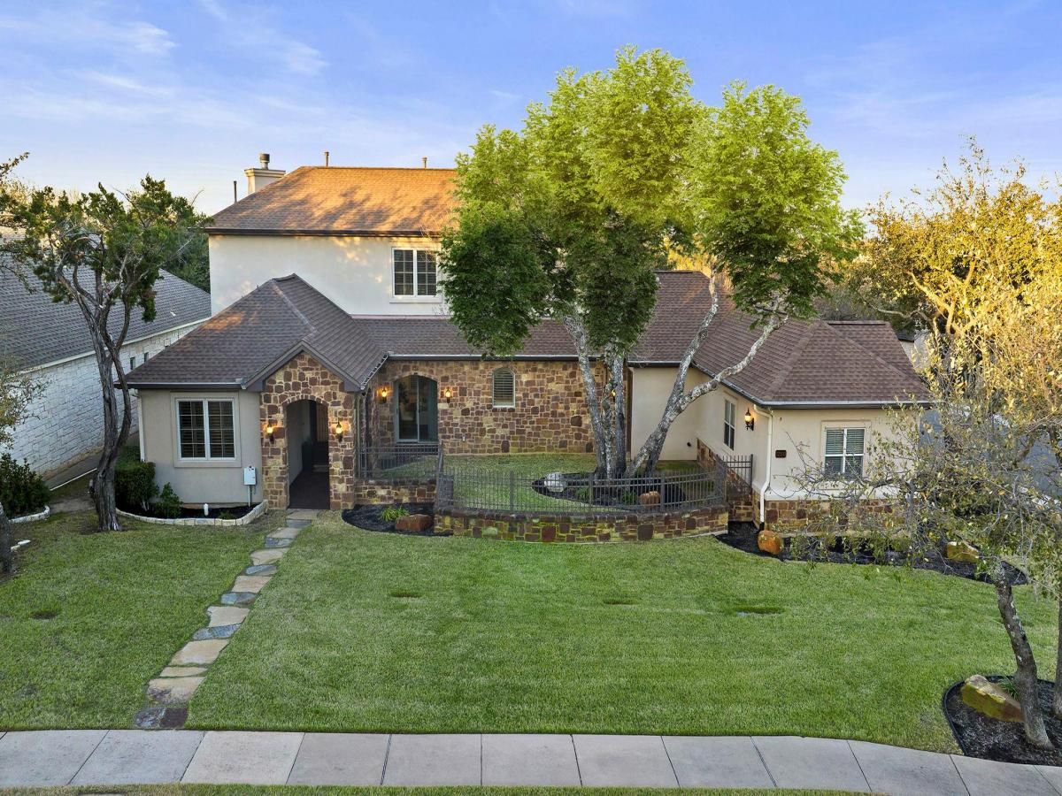 MLS #2582975 image #0