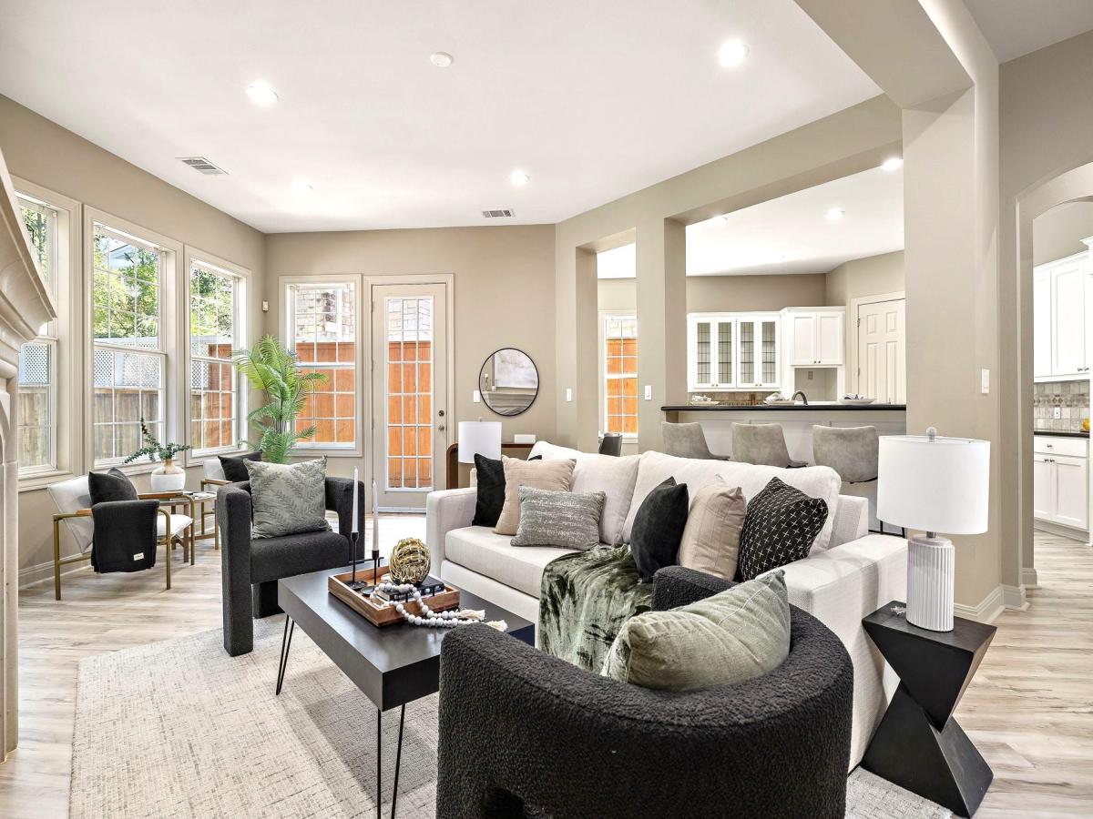 MLS #2694206 image #0