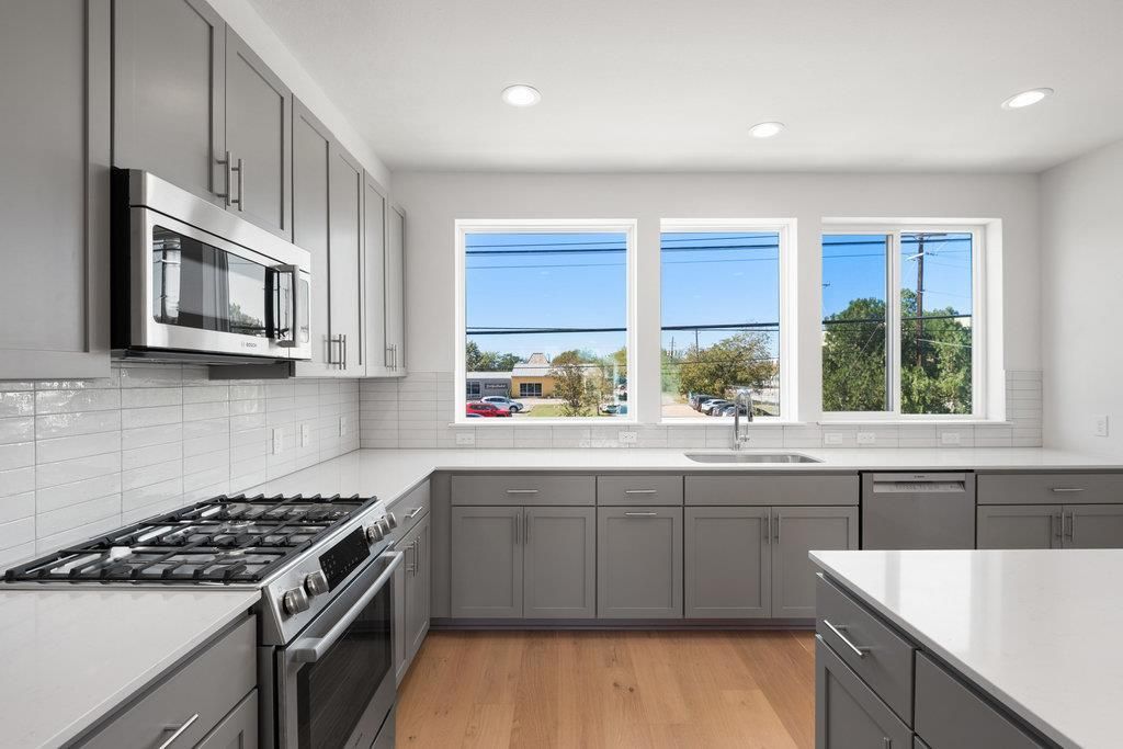 MLS #2700064 image #0