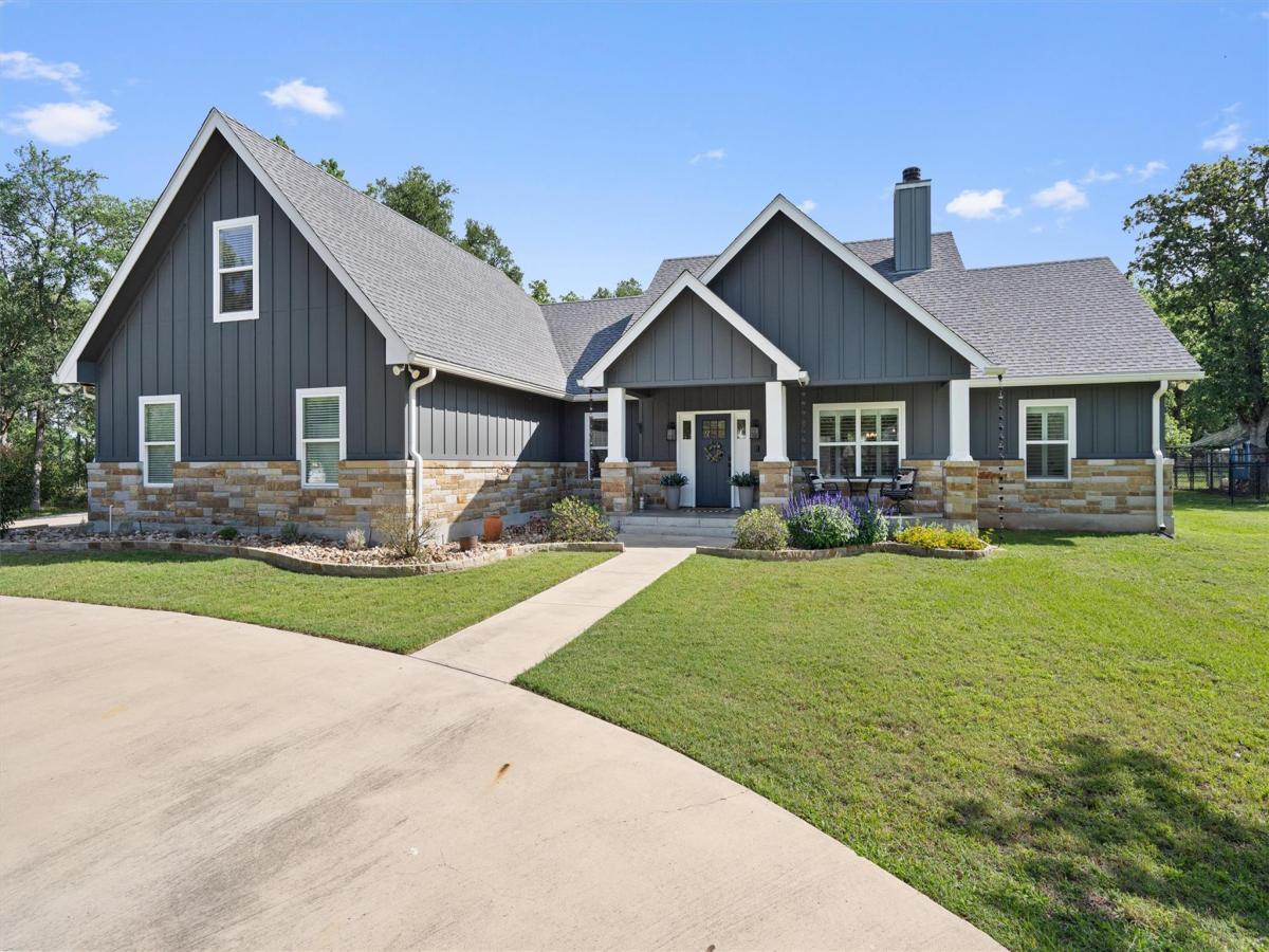 MLS #2720726 image #0