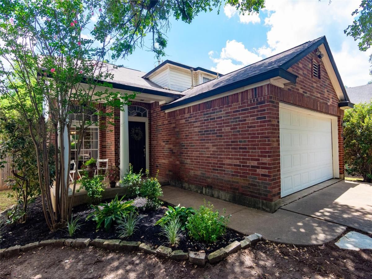 MLS #2722736 image #0