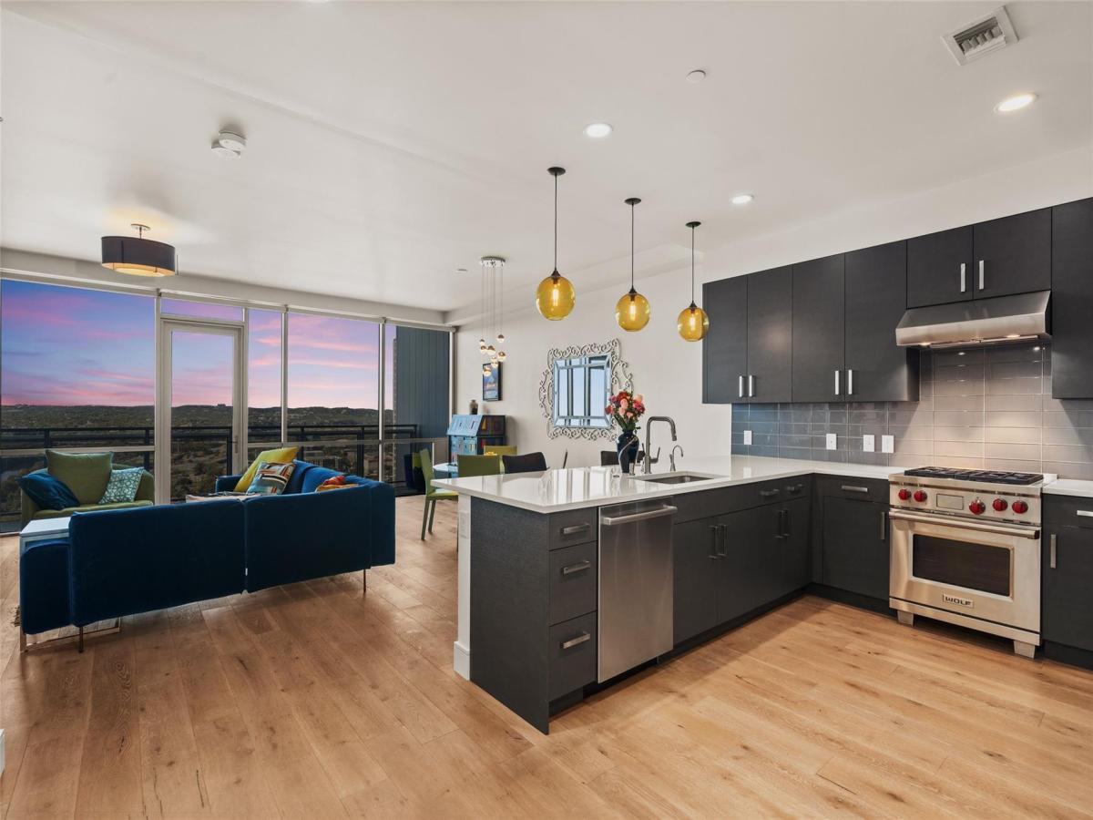 MLS #2963375 image #0