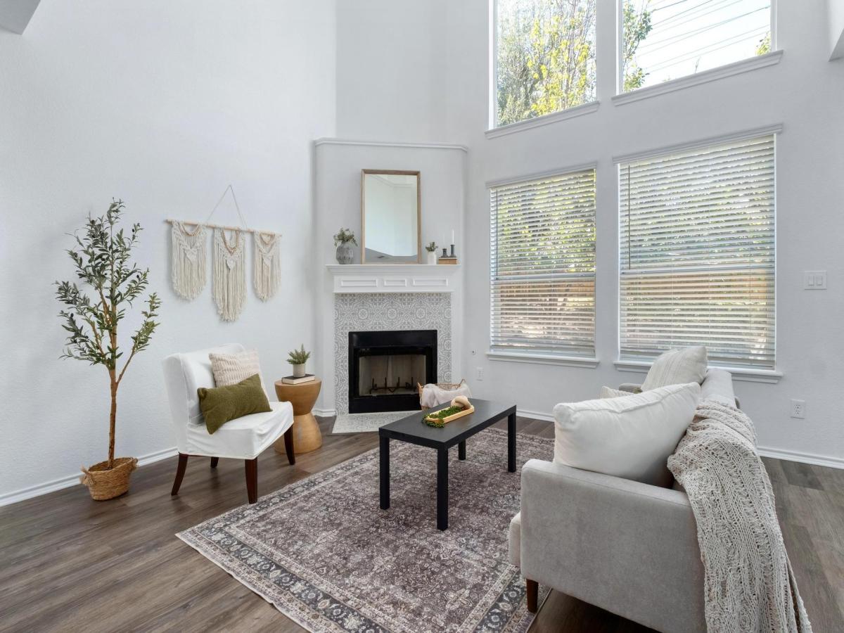 MLS #3274965 image #0