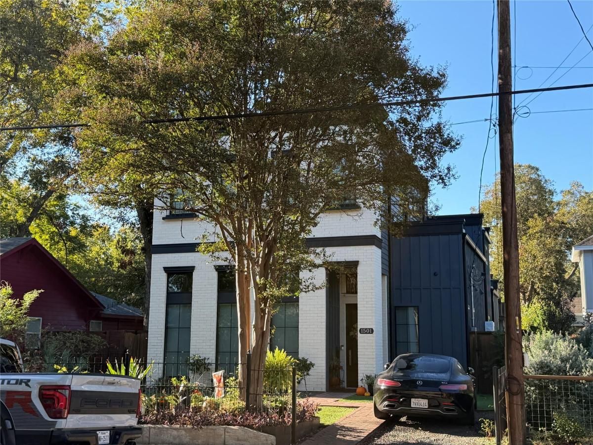 MLS #3302231 image #0