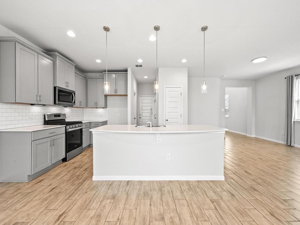 MLS #3713305 image #0