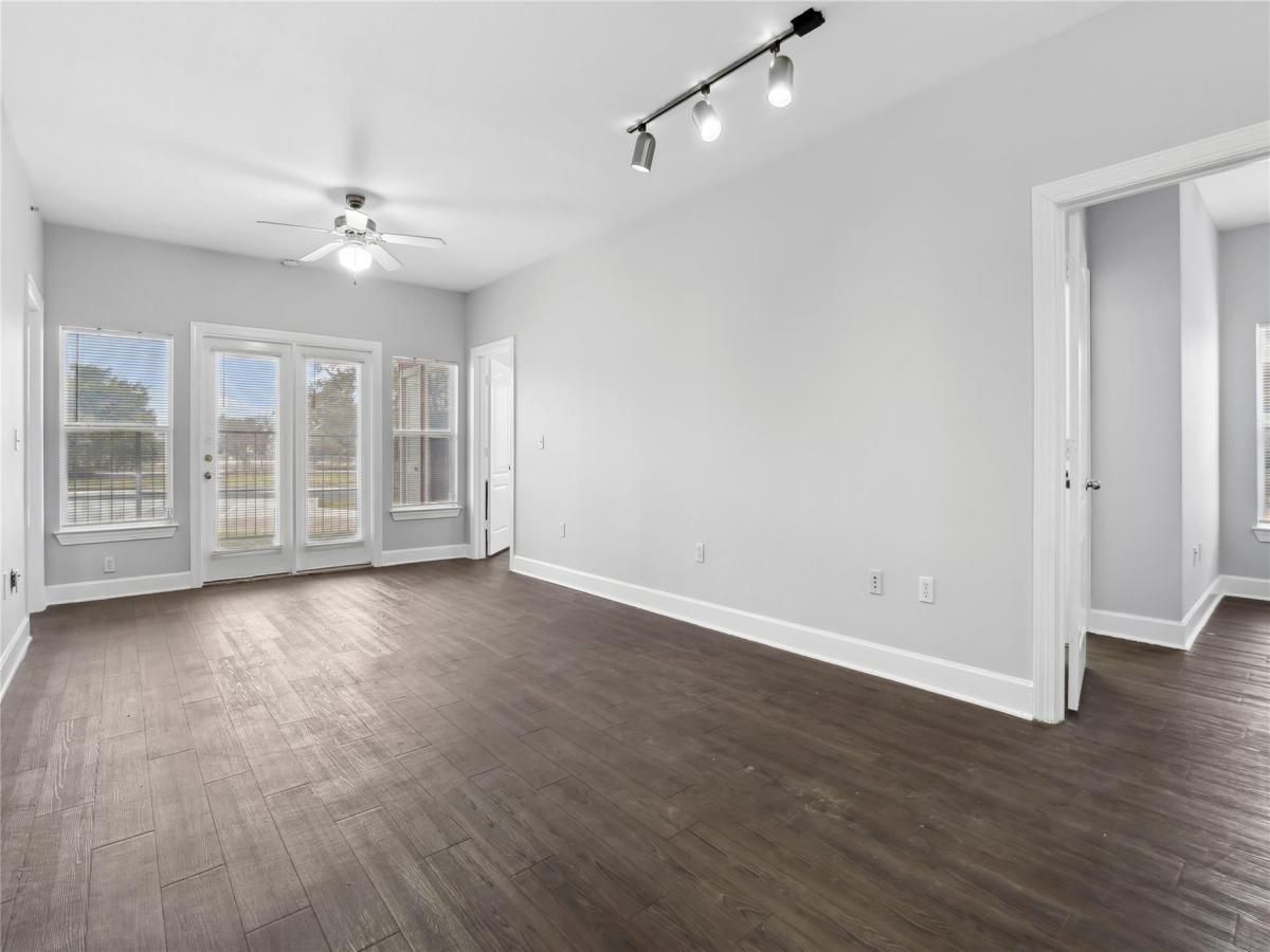 MLS #3969922 image #0