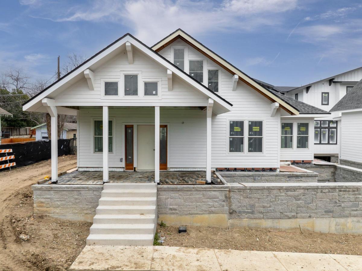 MLS #4014928 image #0