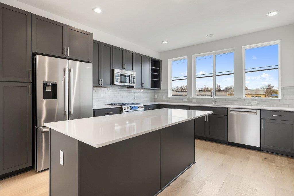 MLS #4376609 image #0