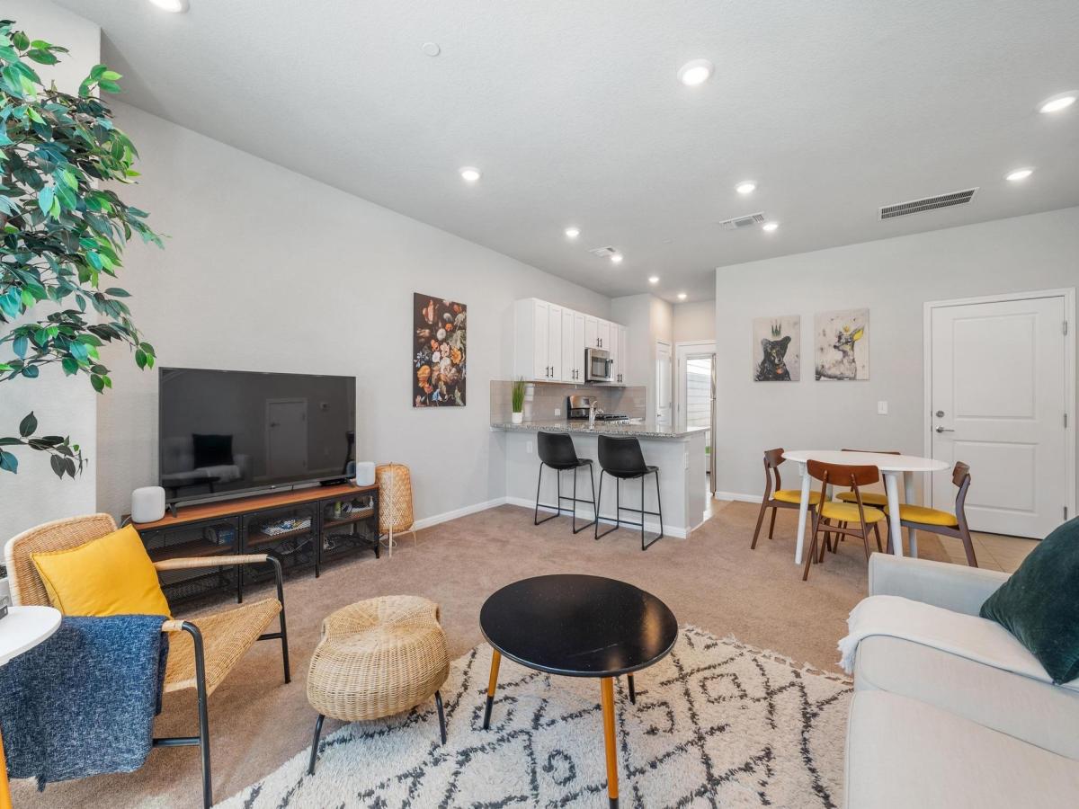 MLS #4383396 image #0