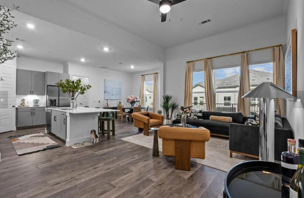 MLS #4898046 image #0