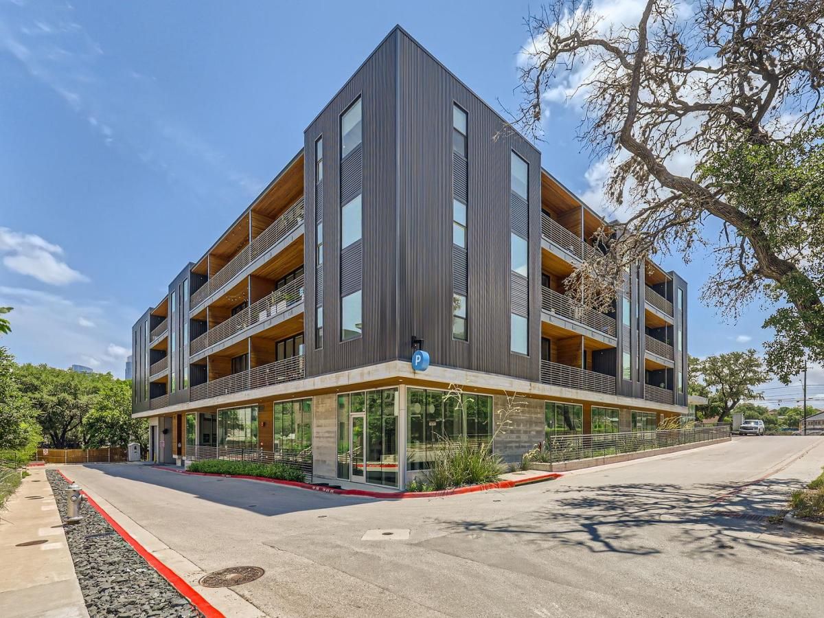 MLS #5835498 image #0