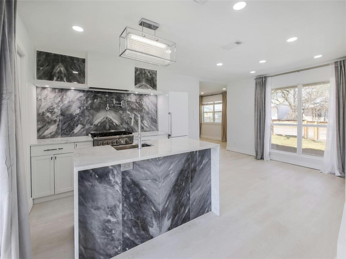 MLS #5845893 image #0