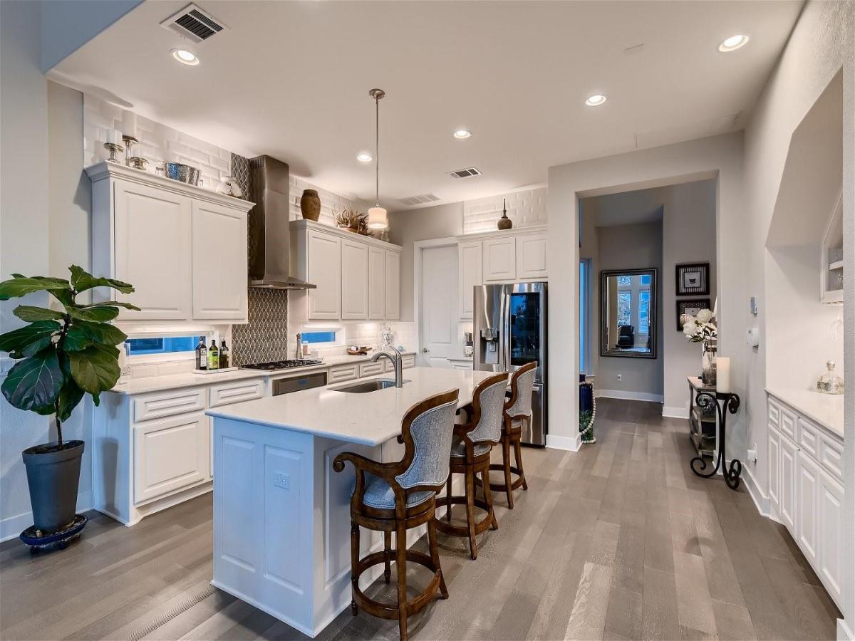MLS #5886947 image #0