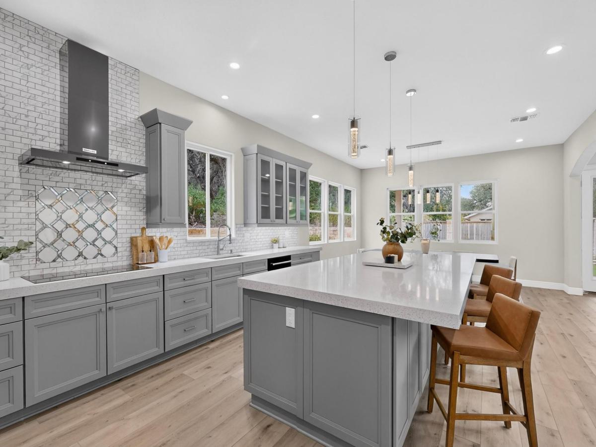 MLS #6529422 image #0