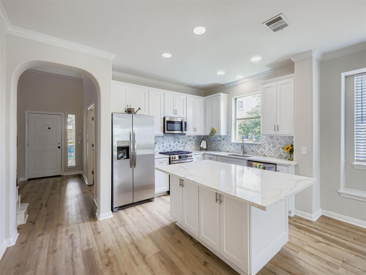 MLS #6569560 image #0