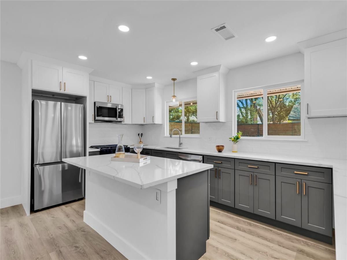 MLS #6693381 image #0