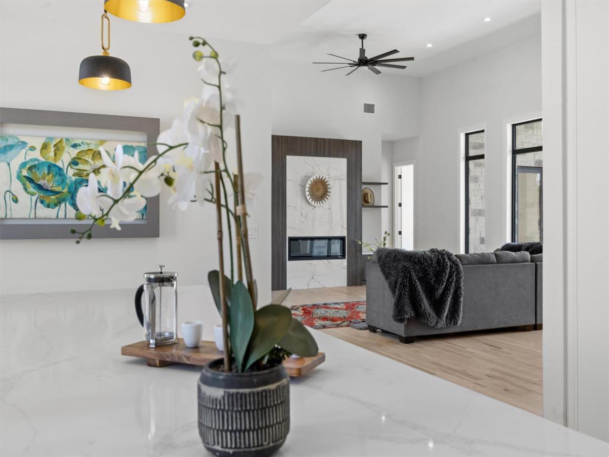 MLS #6816093 image #0