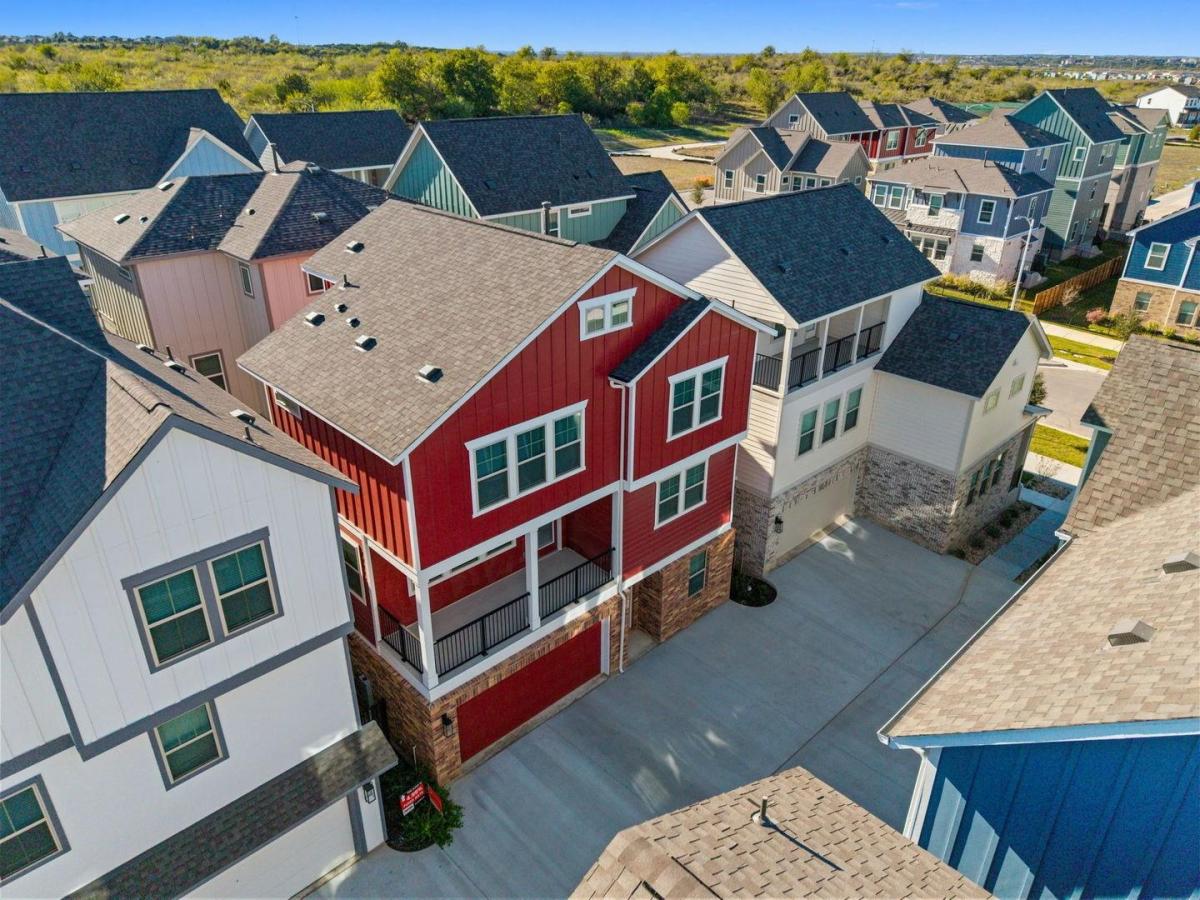 MLS #6832695 image #0