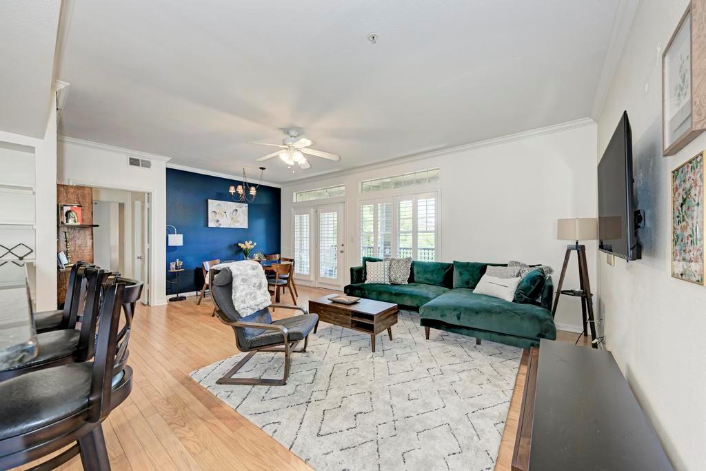 MLS #6847405 image #0