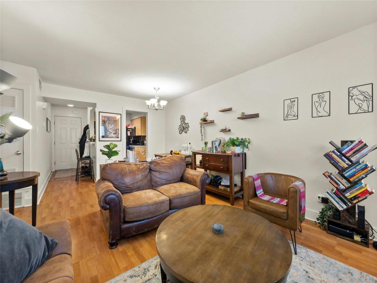 MLS #6849995 image #0