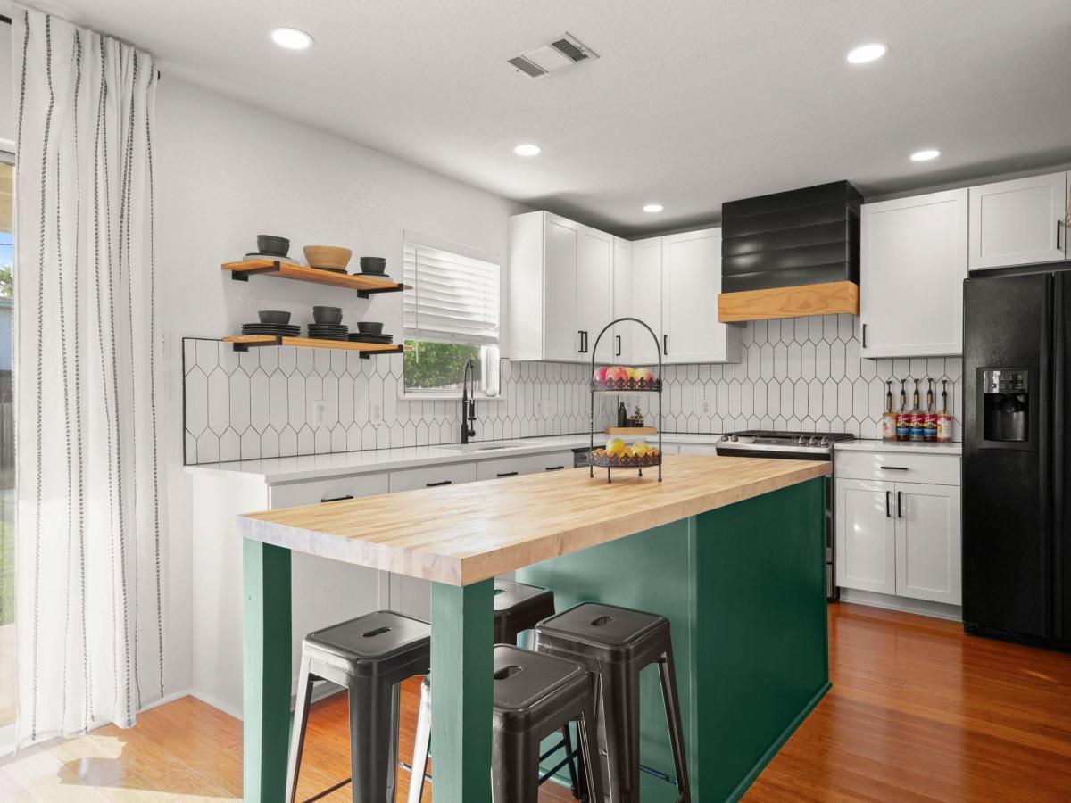 MLS #6854337 image #0