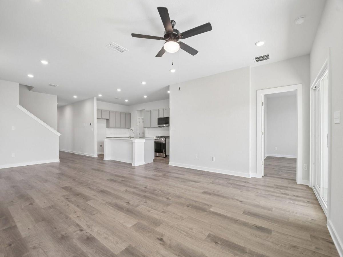 MLS #6869972 image #0